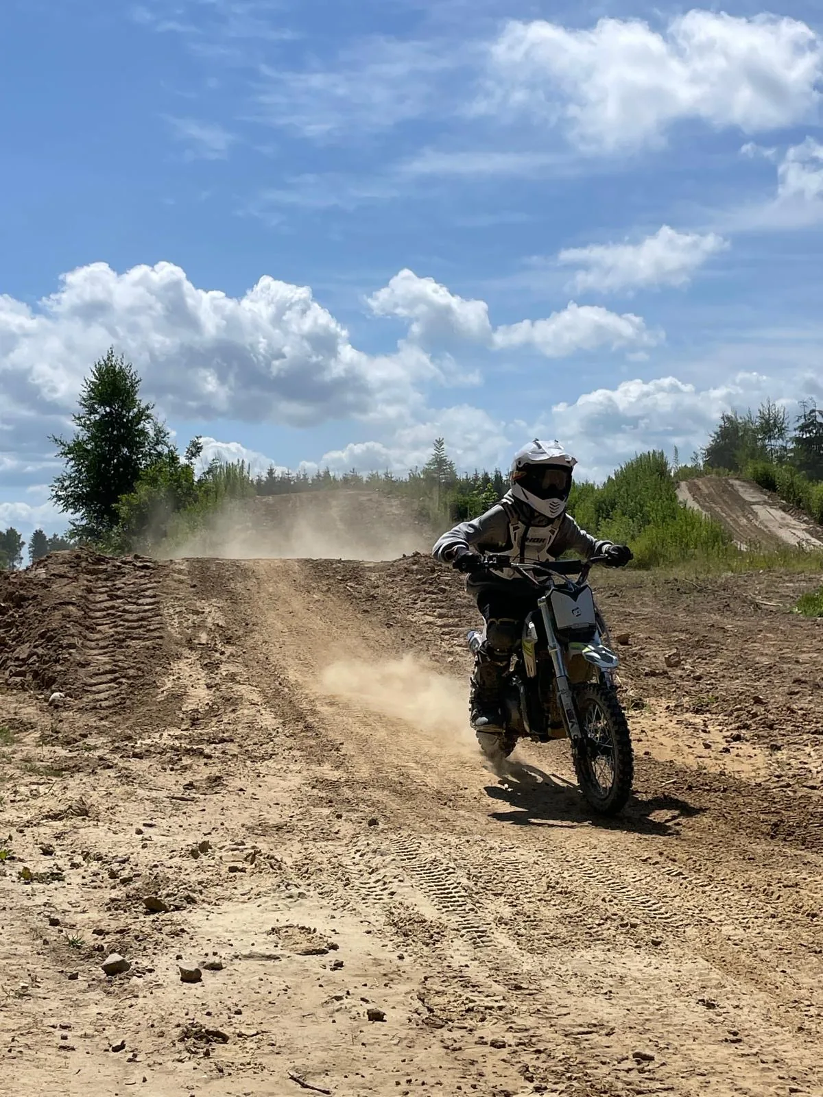 28.06 - 08.07.2025 Obóz rekreacja, survival, motocross w Ogrodnikach