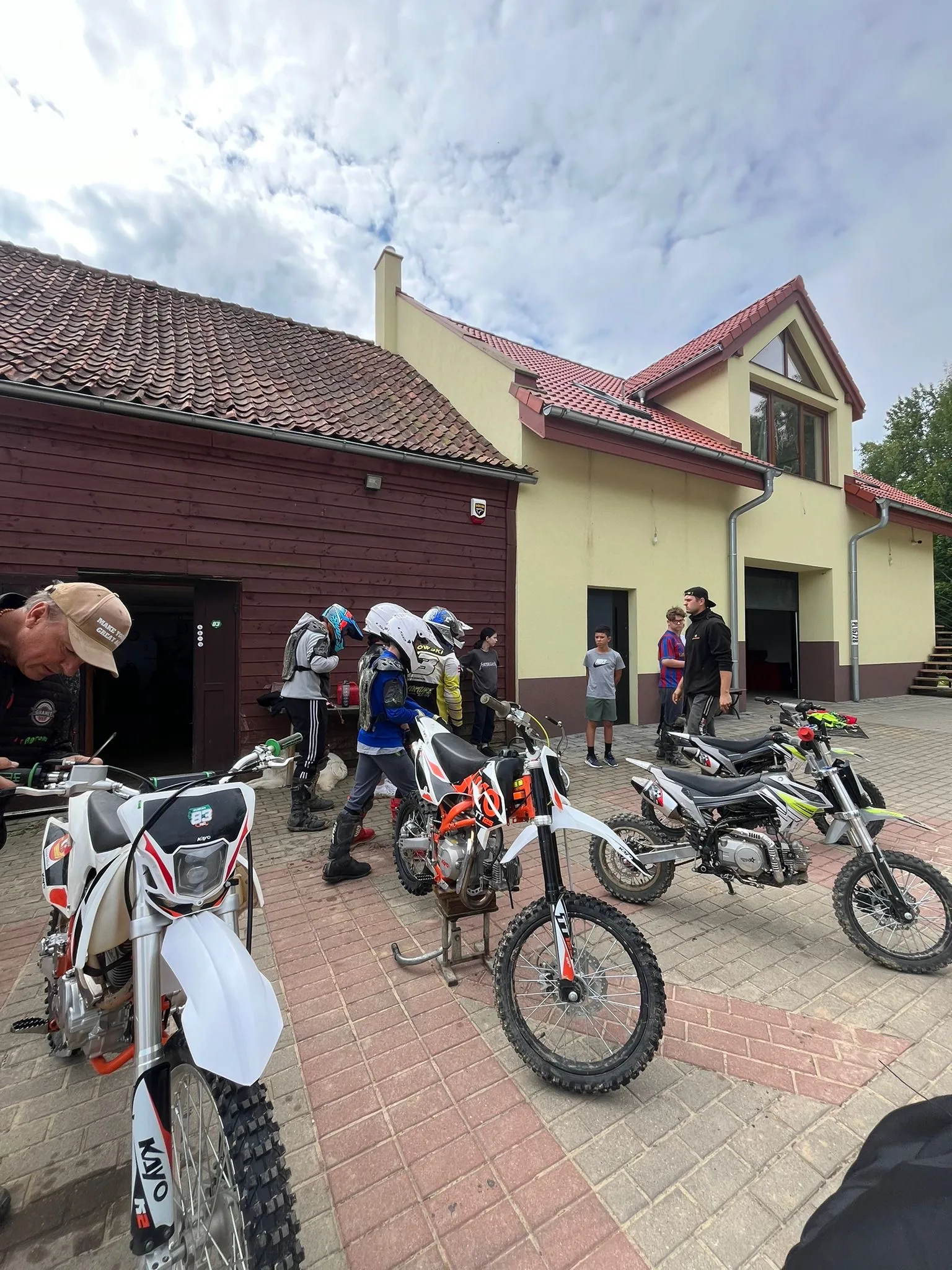 18.07-28.07.2025 Obóz rekreacja, survival, motocross