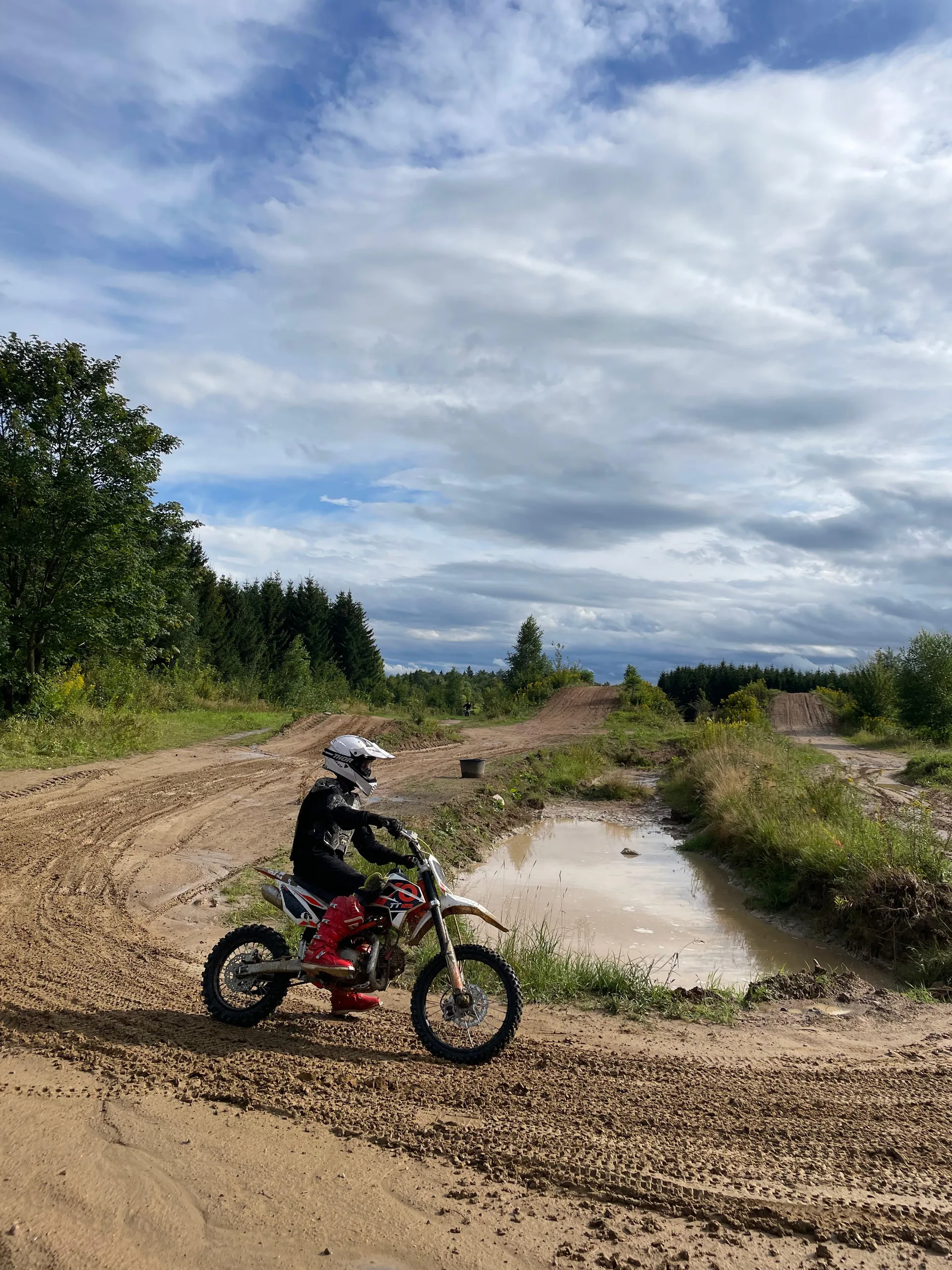 17.08-27.08.2025 Obóz rekreacja, survival, motocross
