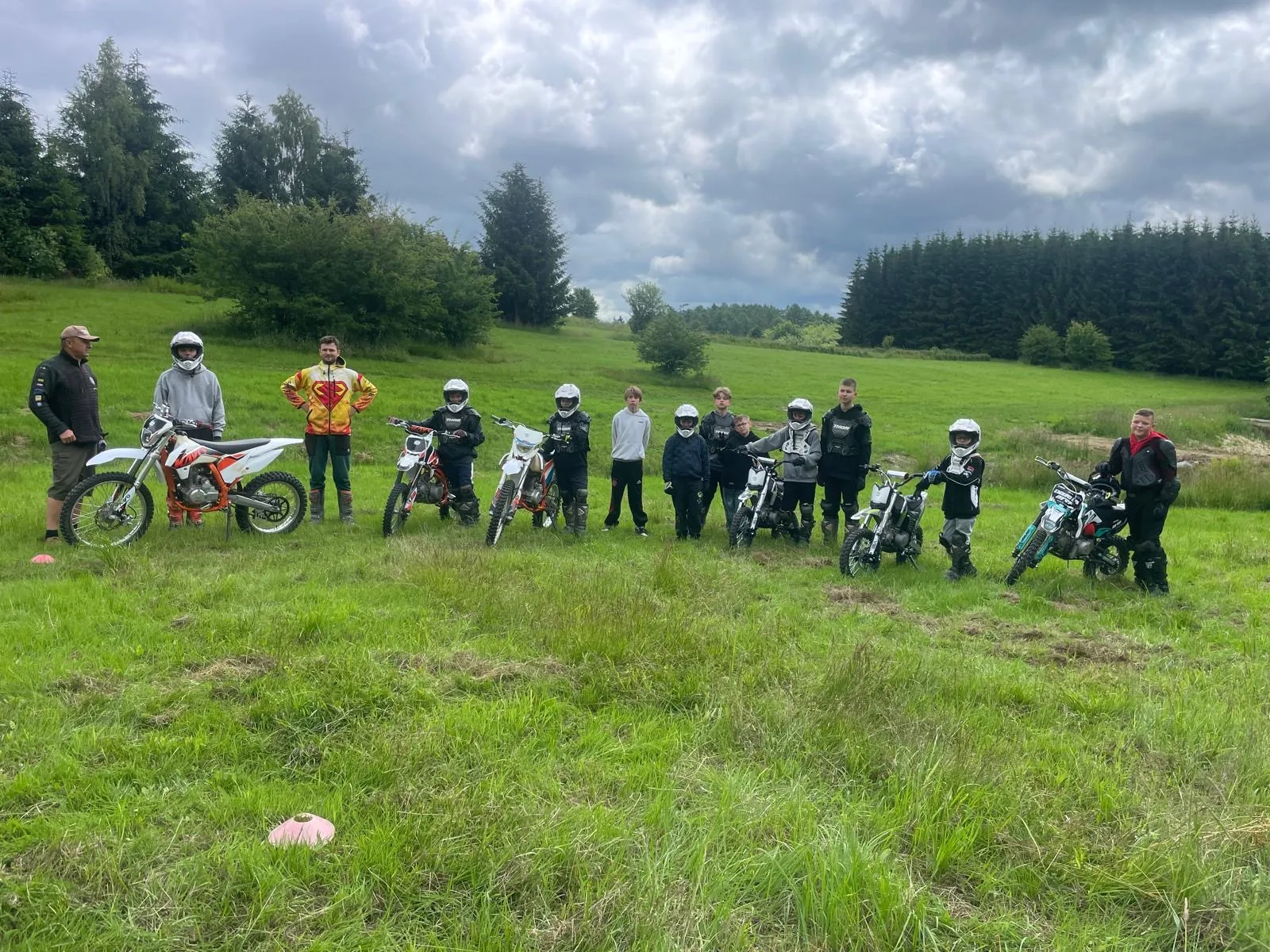 28.06 - 08.07.2025 Obóz rekreacja, survival, motocross w Ogrodnikach