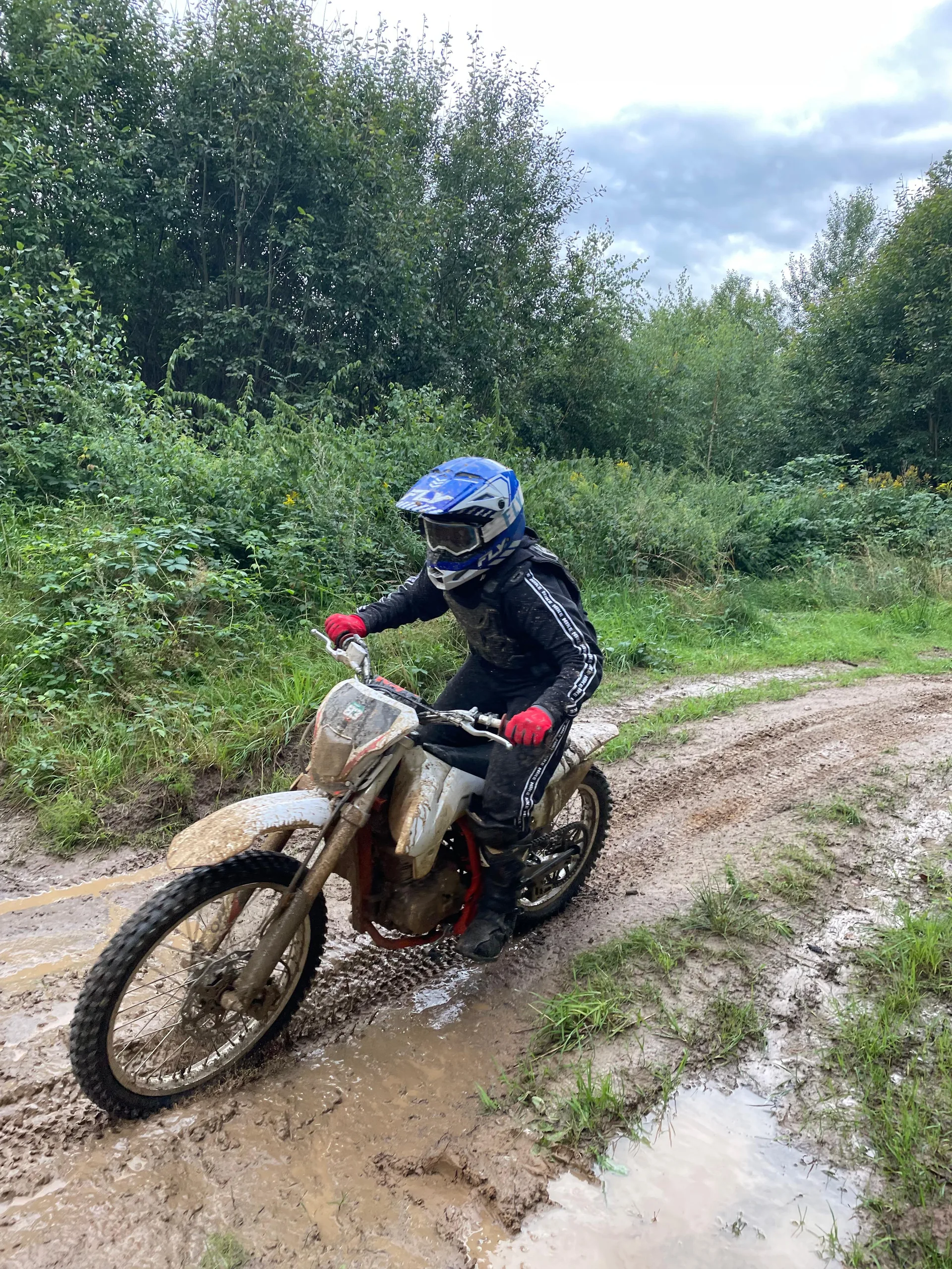 17.08-27.08.2025 Obóz rekreacja, survival, motocross