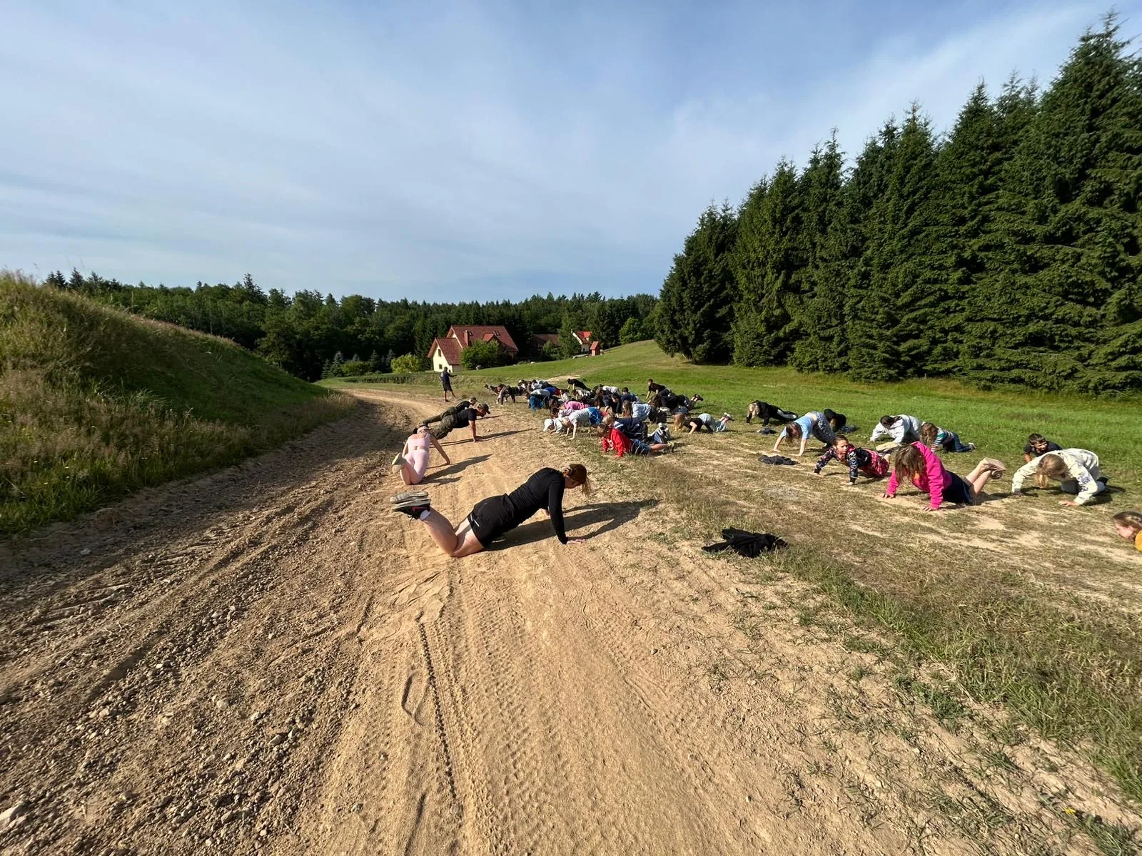 28.06 - 08.07.2025 Obóz rekreacja, survival, motocross w Ogrodnikach