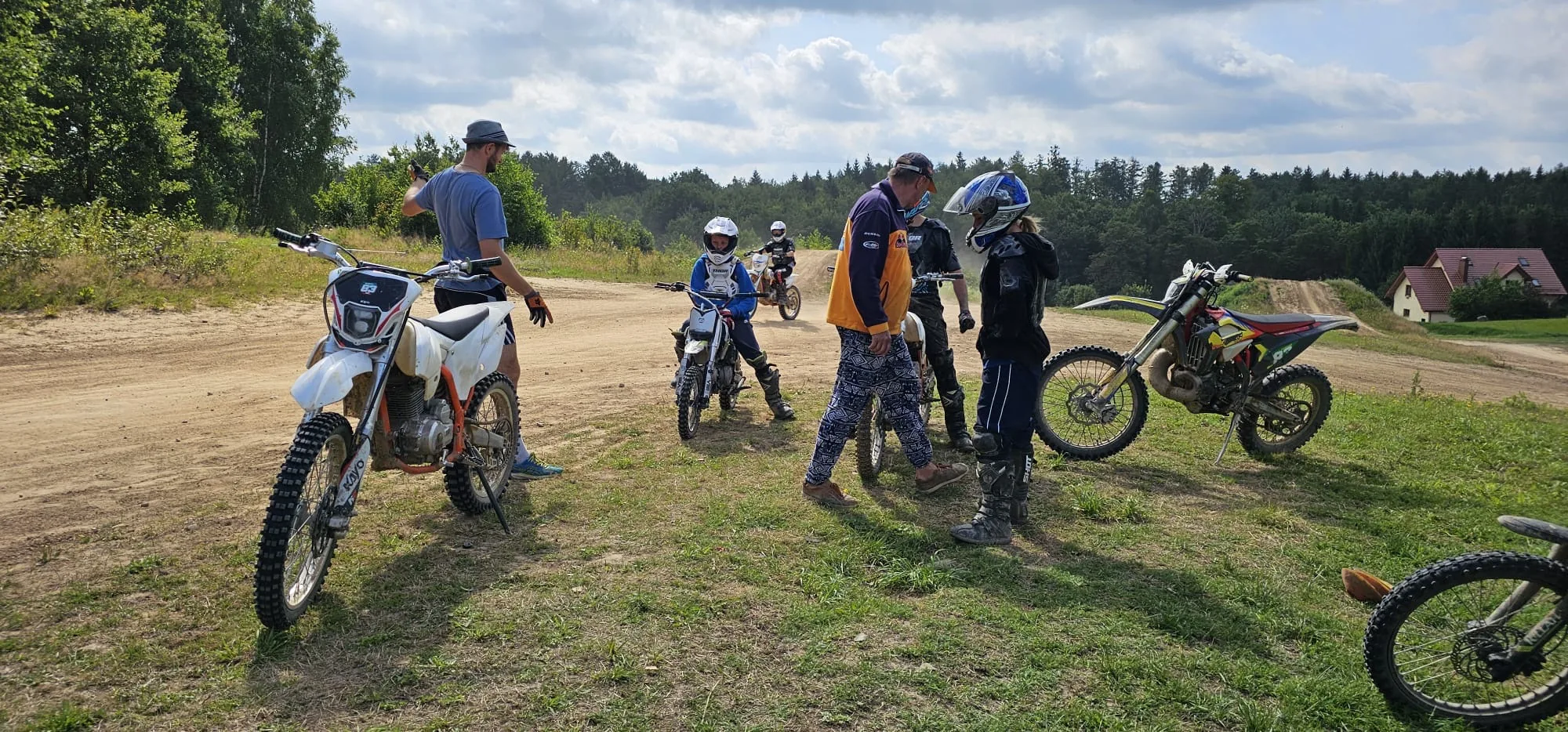 07.08-17.08.2025 Obóz rekreacja, survival, motocross