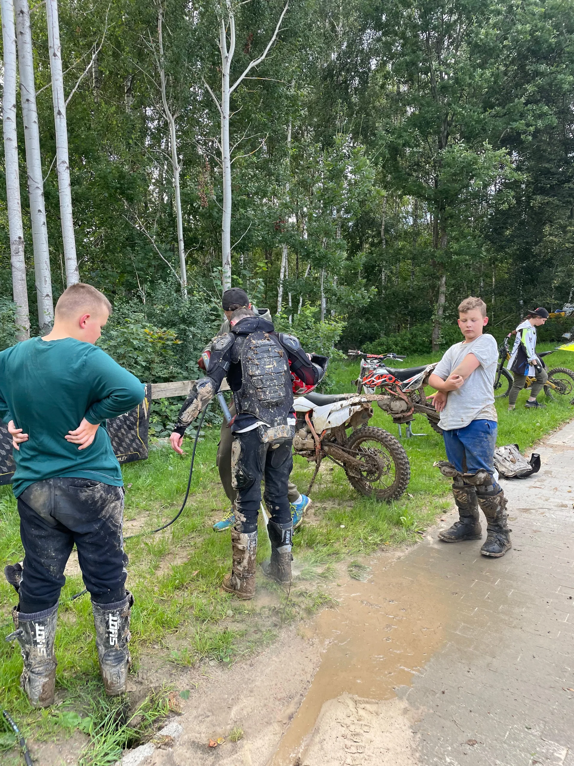 17.08-27.08.2025 Obóz rekreacja, survival, motocross