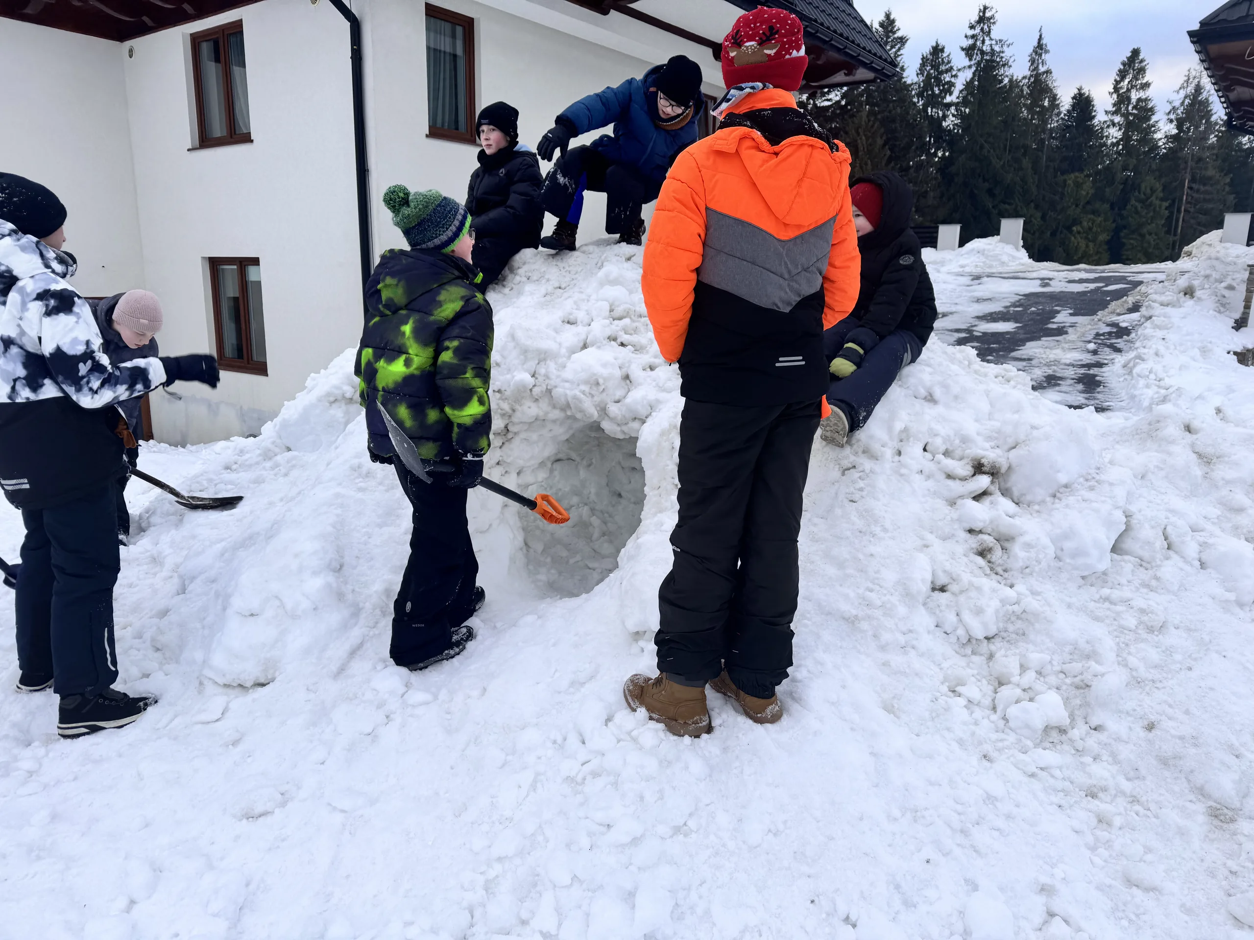 18.01-24.01.2026 Obóz zimowy rekreacyjny w Zębie