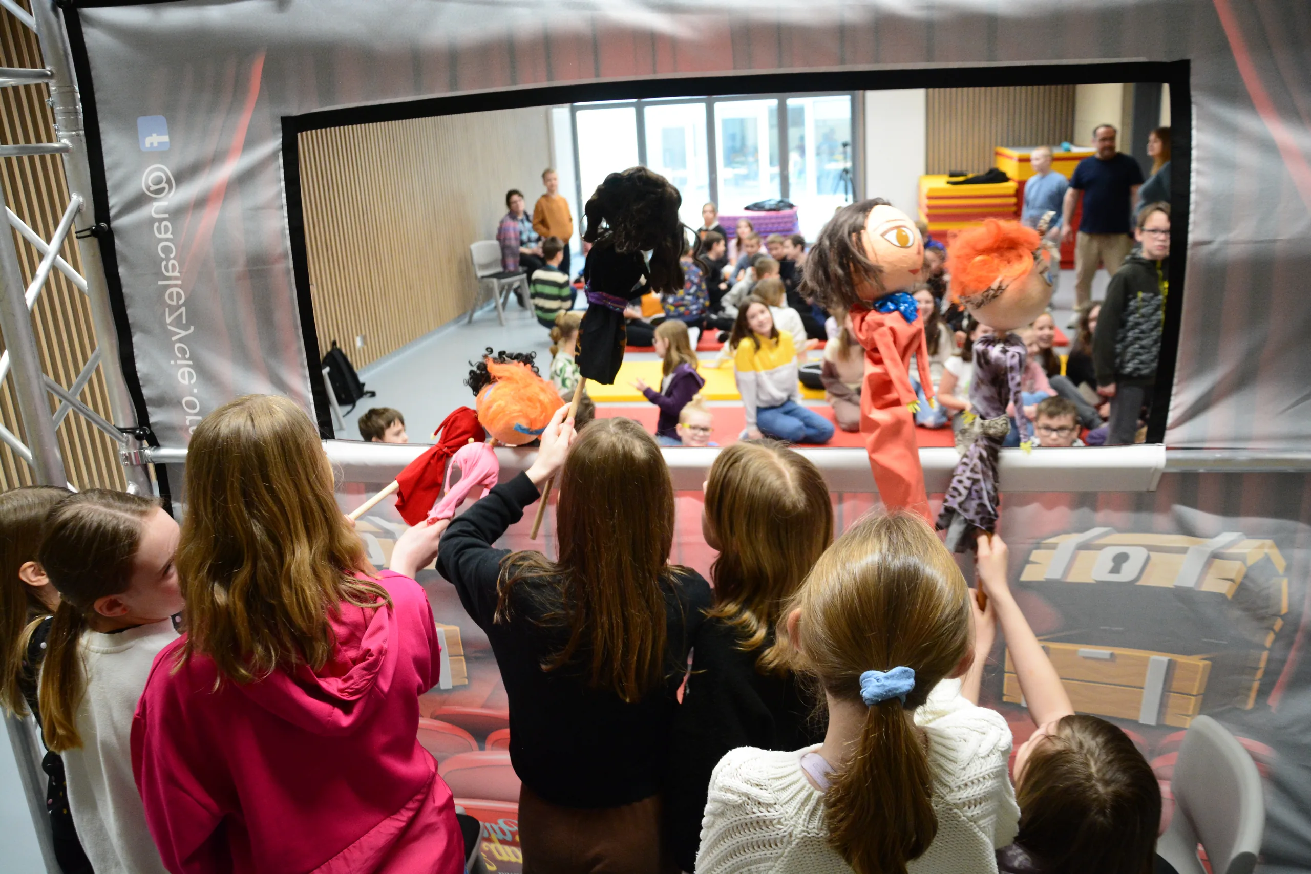 17.04.2023 Sztuka w przestrzeni publicznej - spektakle edukacyjne