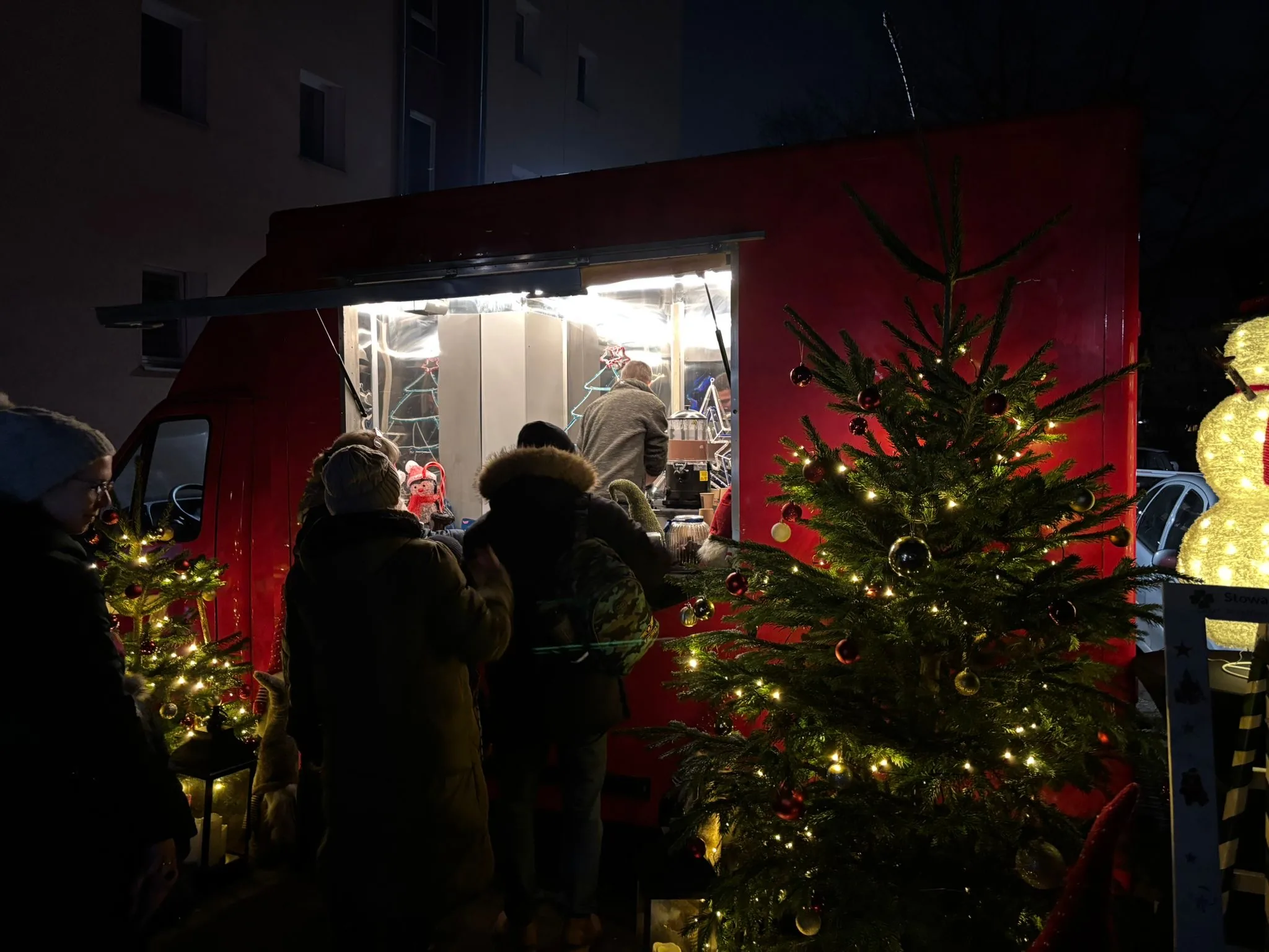 03.12 i 05.12.2025 Świąteczne podwórka Warszawy