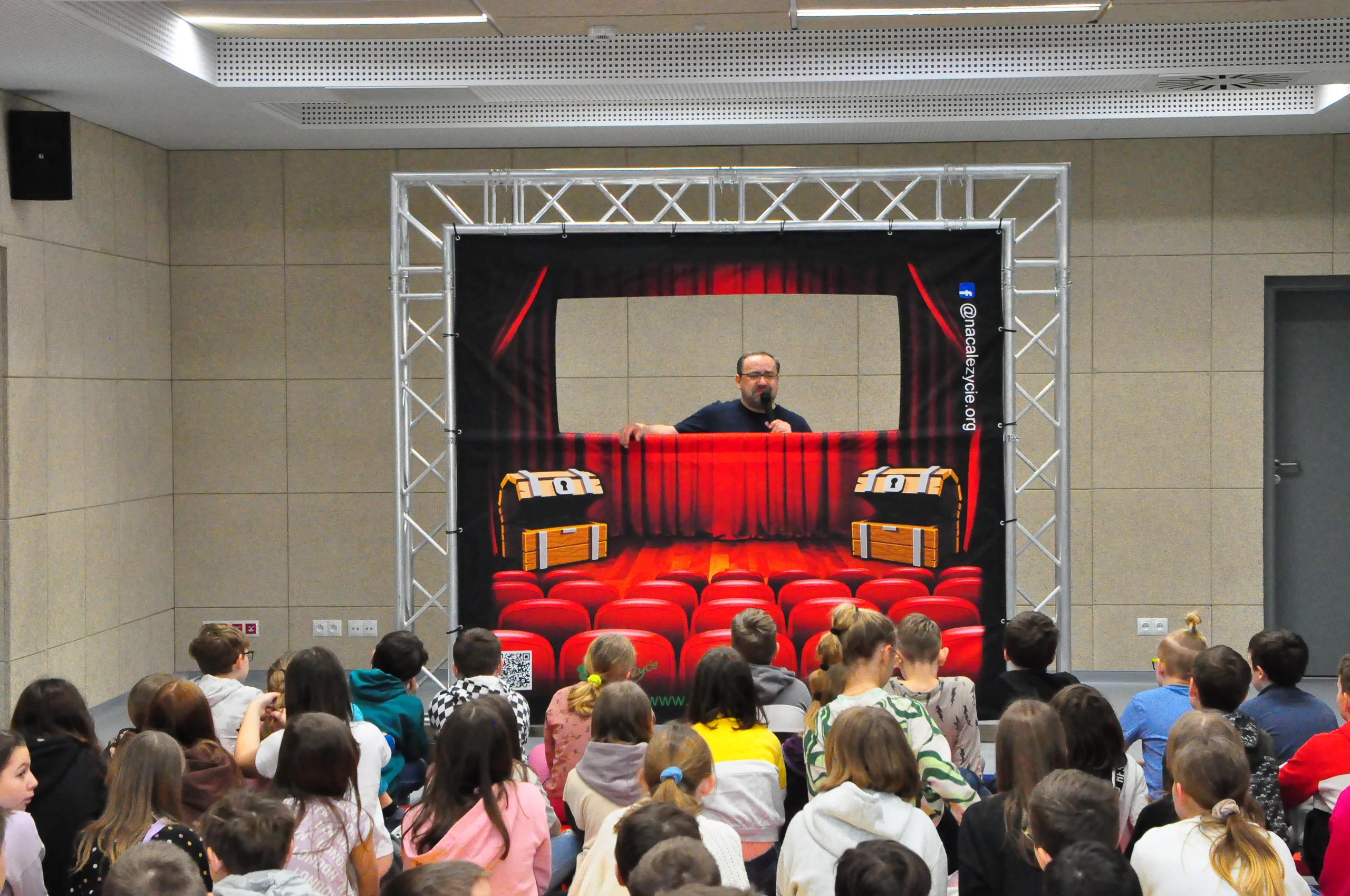 17.04.2023 Sztuka w przestrzeni publicznej - spektakle edukacyjne