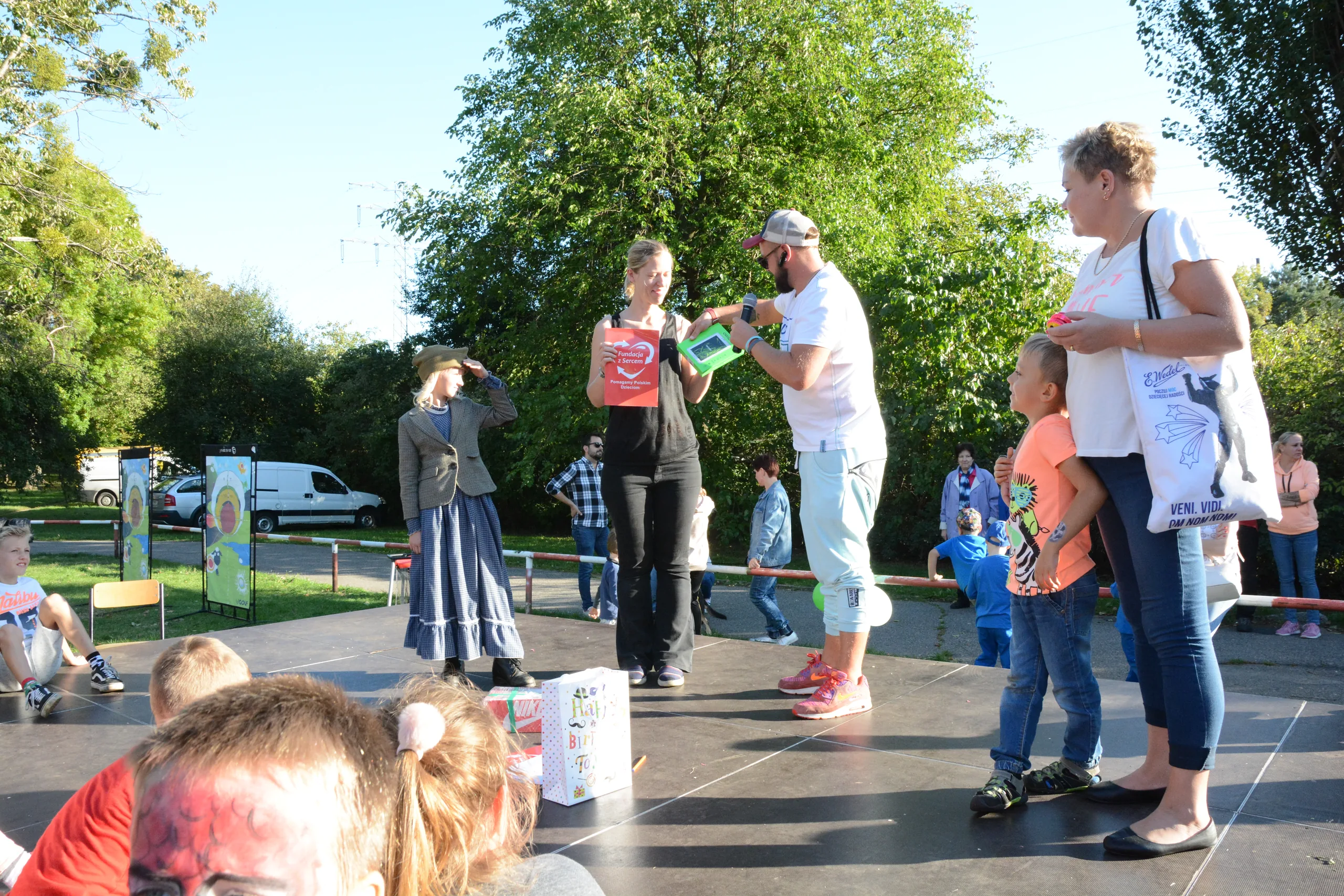 22.09.2019 Piknik Sąsiedzki na Rakowcu oraz 10-lecie Stowarzyszenia Na Całe Życie