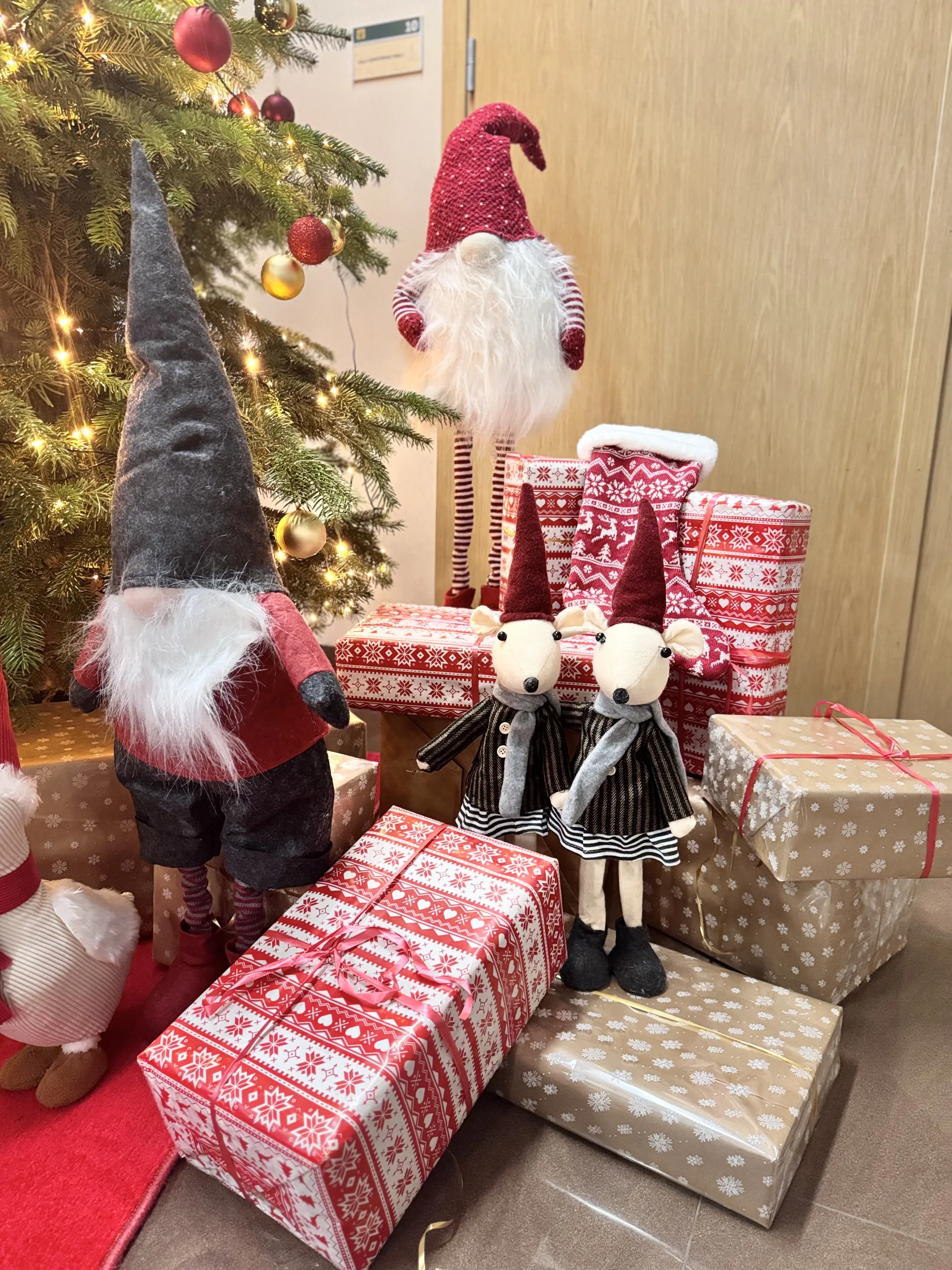 06.12.2025 Spotkanie Świąteczne w GOPS Michałowice w ramach Mikołajkowej Niespodzianki