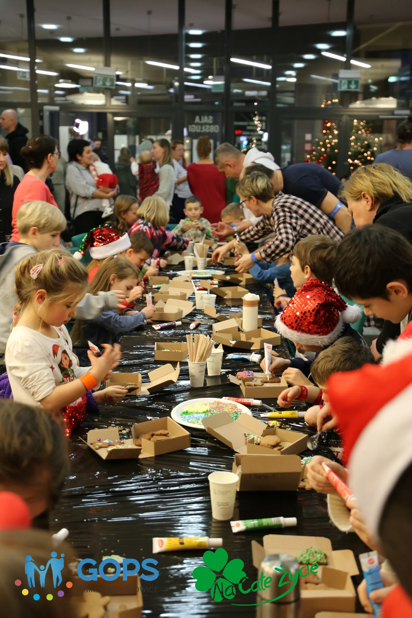 07.12.2024 Spotkanie Świąteczne w GOPS Michałowice w ramach Mikołajkowej Niespodzianki