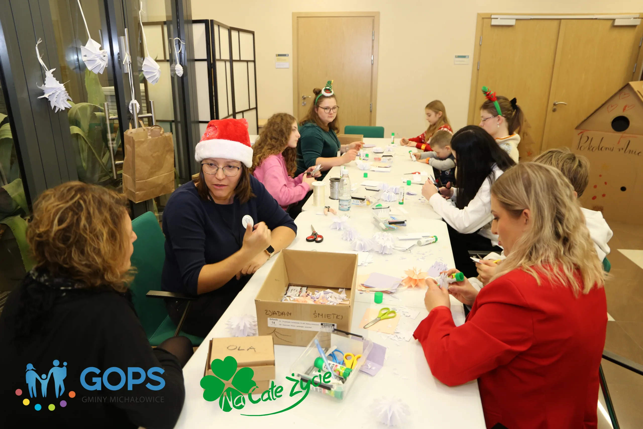 07.12.2024 Spotkanie Świąteczne w GOPS Michałowice w ramach Mikołajkowej Niespodzianki