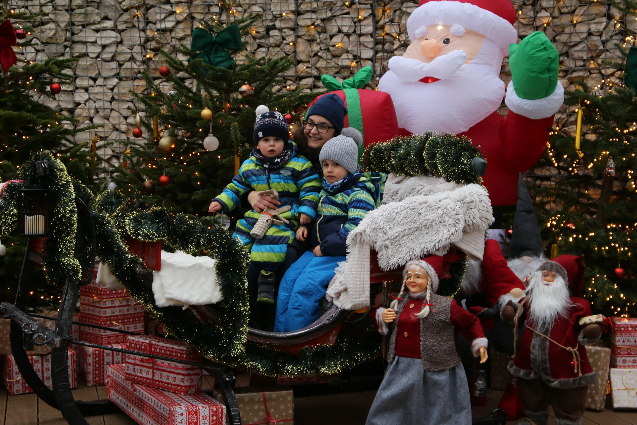 14.12.2024 Świąteczna Impreza w Parku Kultury w Powsinie