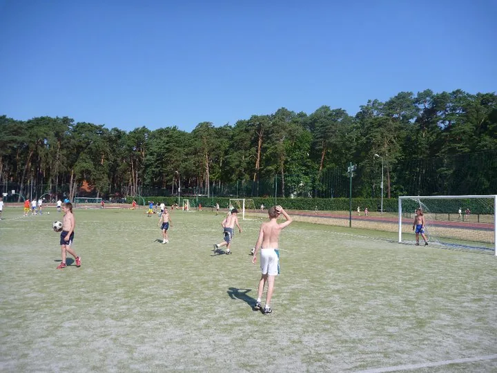 10.07 - 23.07.2010 Obóz rekreacyjny z elementami sportu w Sierakowie