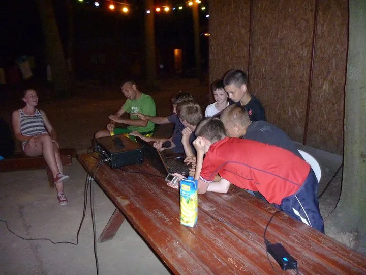 10.07 - 23.07.2010 Obóz rekreacyjny z elementami sportu w Sierakowie