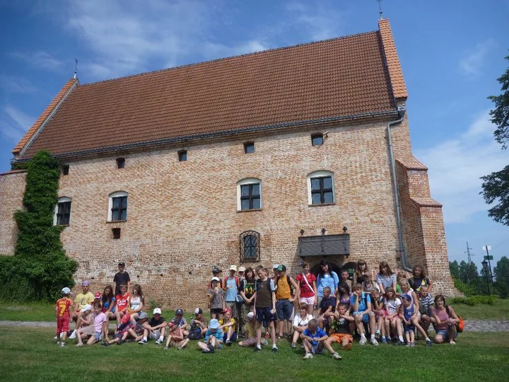 10.07 - 23.07.2010 Obóz rekreacyjny z elementami sportu w Sierakowie