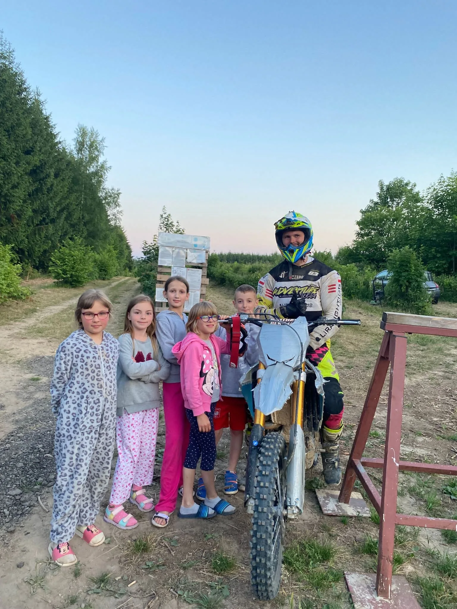 24.06 - 04.07.2023 Obóz rekreacja, survival, motocross w Ogrodnikach