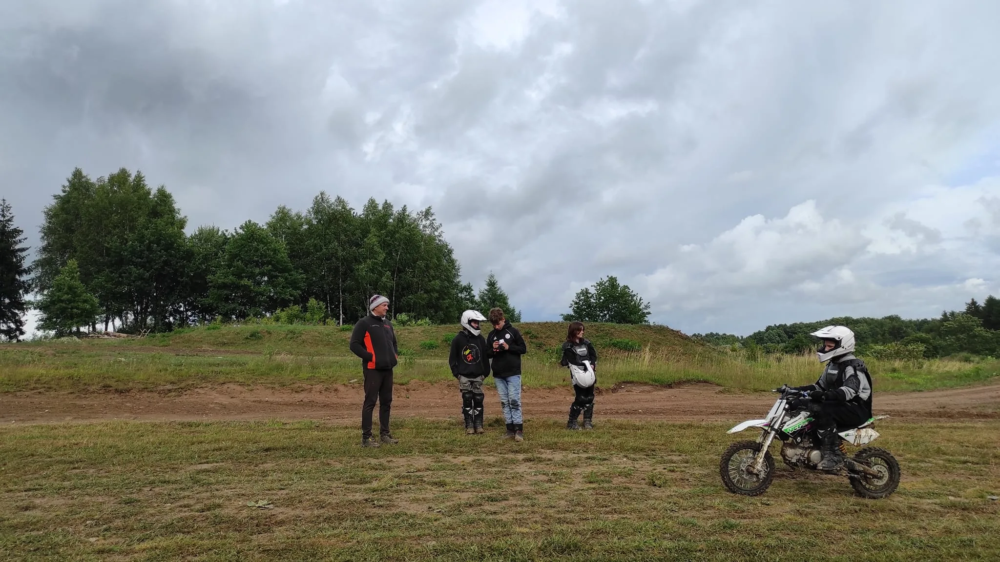 24.06 - 04.07.2023 Obóz rekreacja, survival, motocross w Ogrodnikach