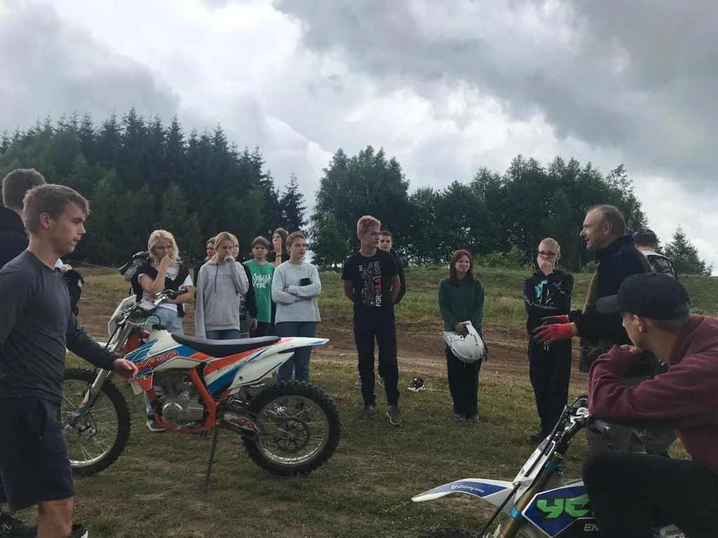 24.06 - 04.07.2023 Obóz rekreacja, survival, motocross w Ogrodnikach