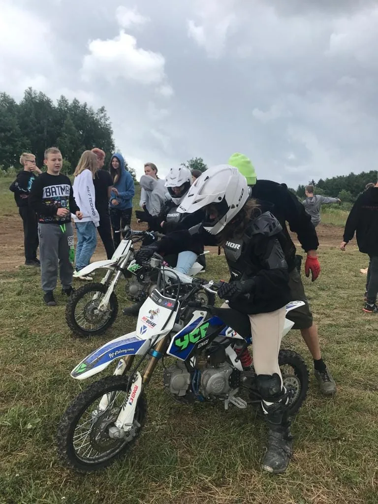 24.06 - 04.07.2023 Obóz rekreacja, survival, motocross w Ogrodnikach