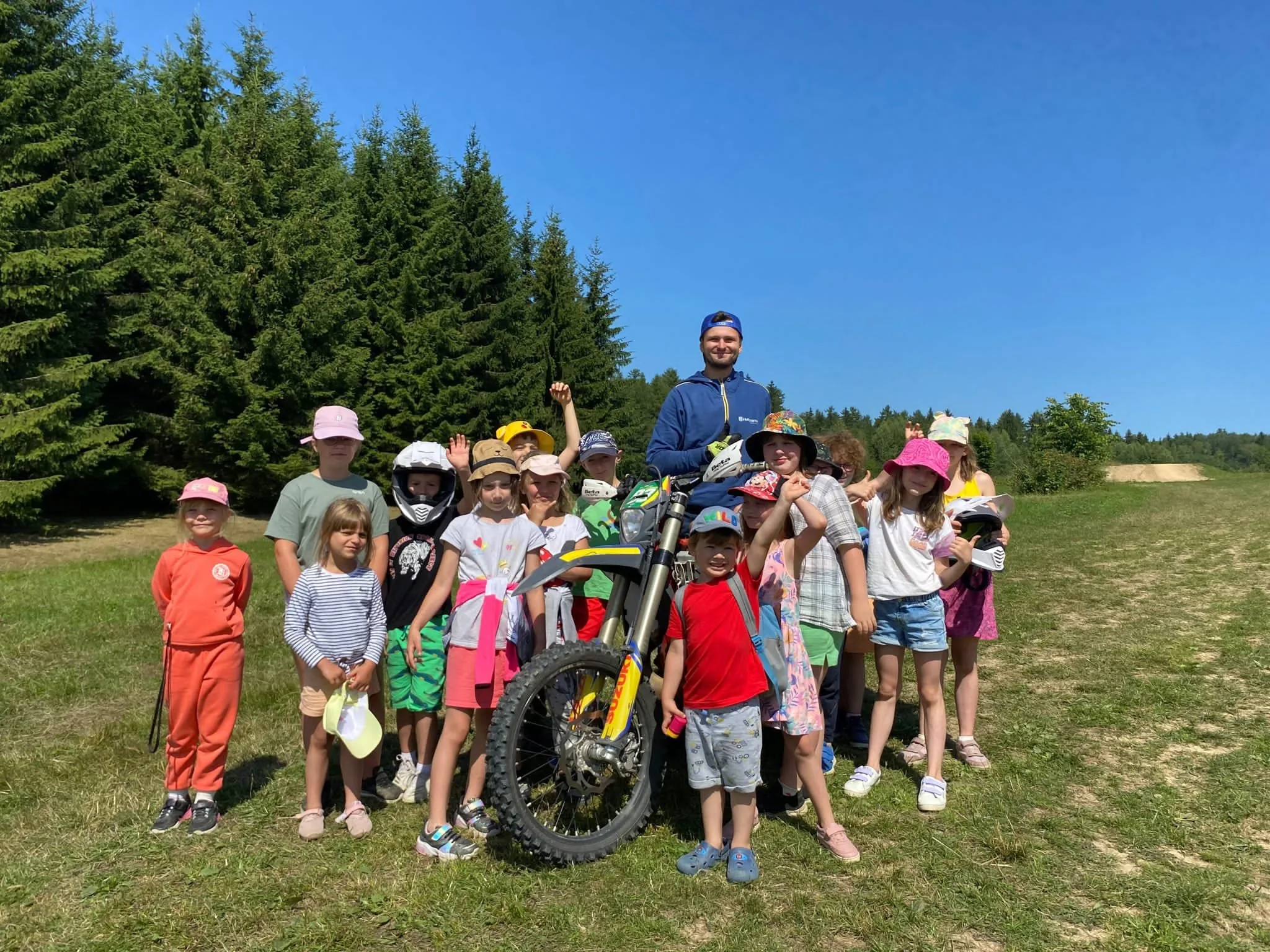 04.07 - 14.07.2023 Obóz rekreacja, survival, motocross w Ogrodnikach