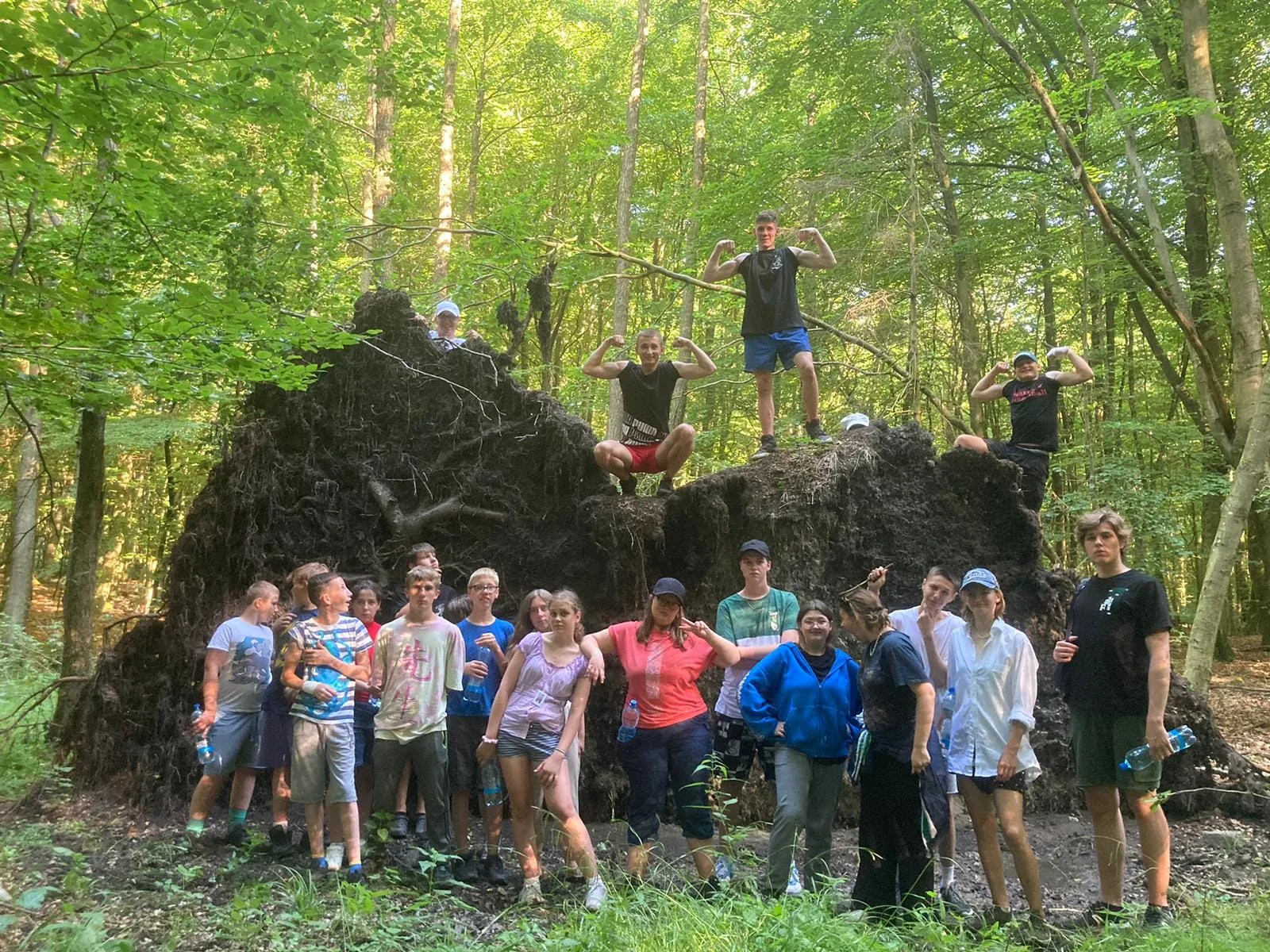 04.07 - 14.07.2023 Obóz rekreacja, survival, motocross w Ogrodnikach