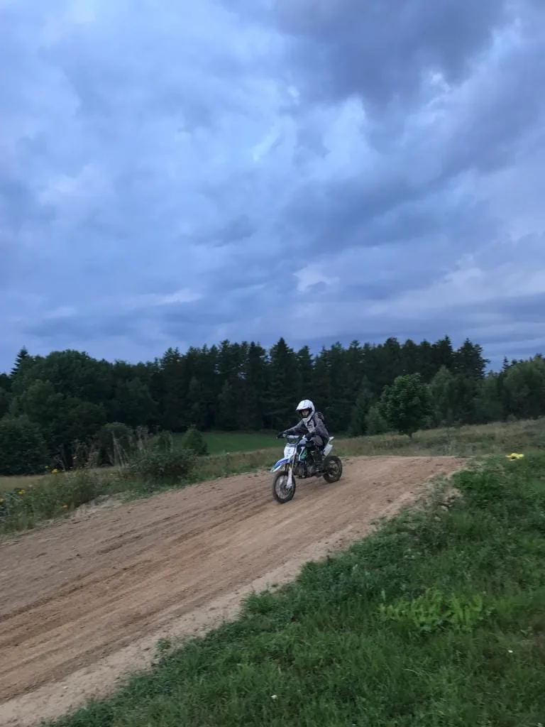 14.07 - 24.07.2023 Obóz rekreacja, survival, motocross w Ogrodnikach