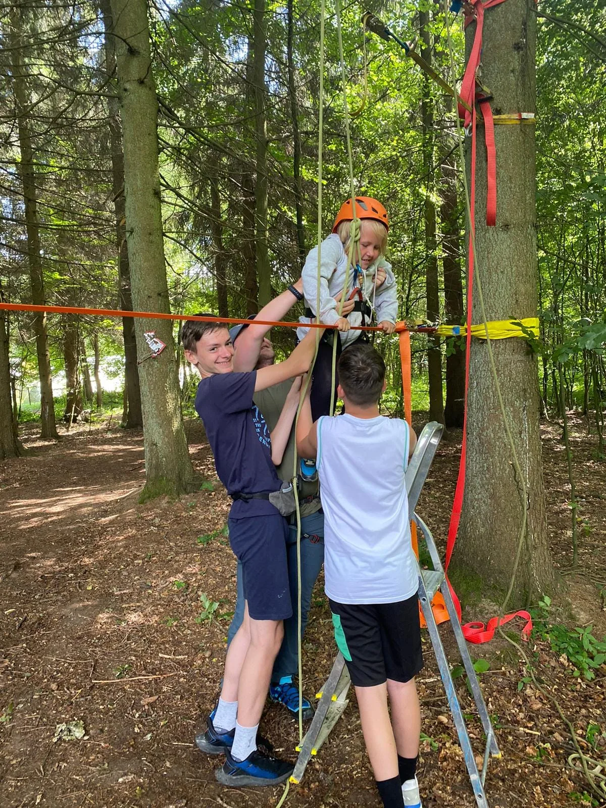 14.07 - 24.07.2023 Obóz rekreacja, survival, motocross w Ogrodnikach