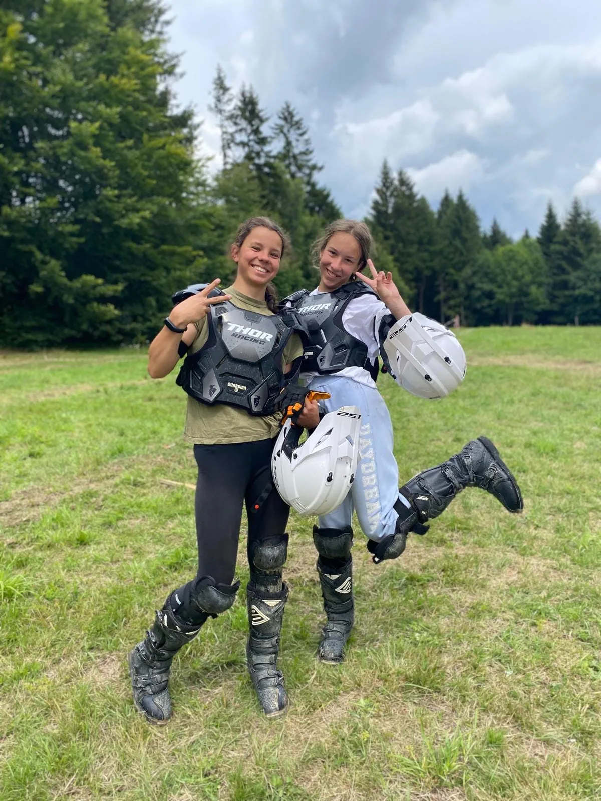 14.07 - 24.07.2023 Obóz rekreacja, survival, motocross w Ogrodnikach