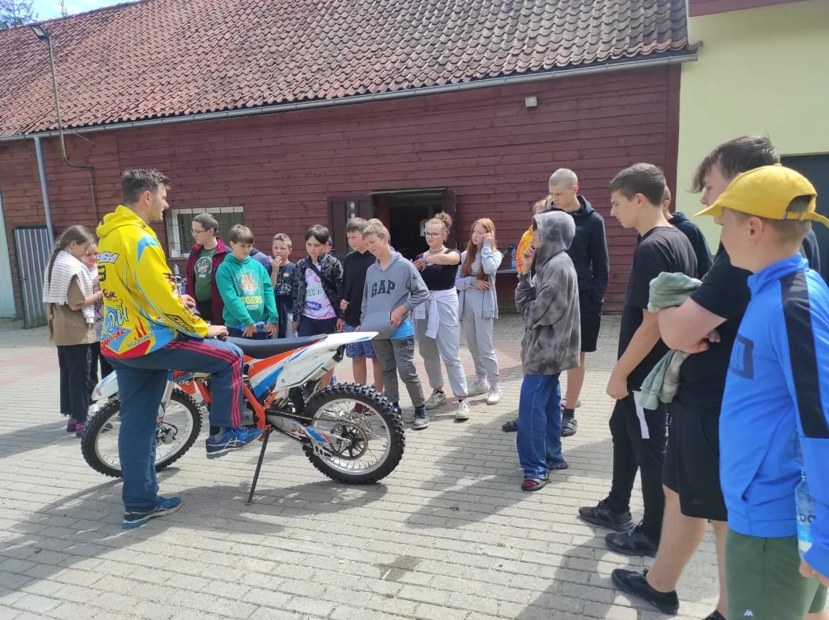 24.07 - 03.08.2023 Obóz rekreacja, survival, motocross w Ogrodnikach