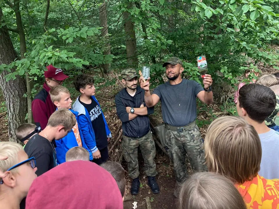 24.07 - 03.08.2023 Obóz rekreacja, survival, motocross w Ogrodnikach