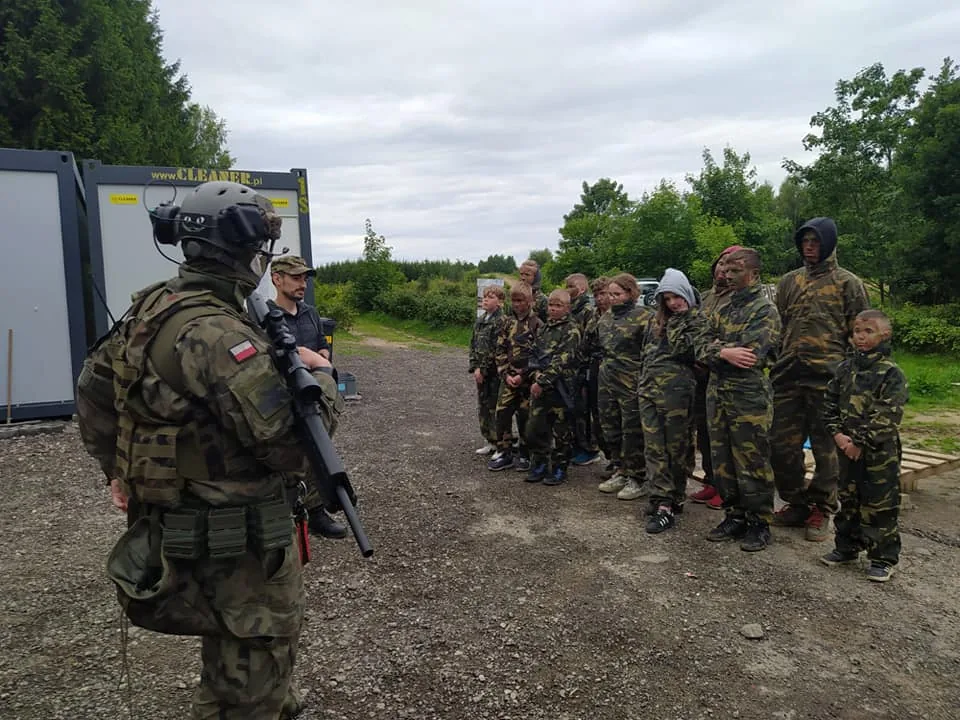 24.07 - 03.08.2023 Obóz rekreacja, survival, motocross w Ogrodnikach