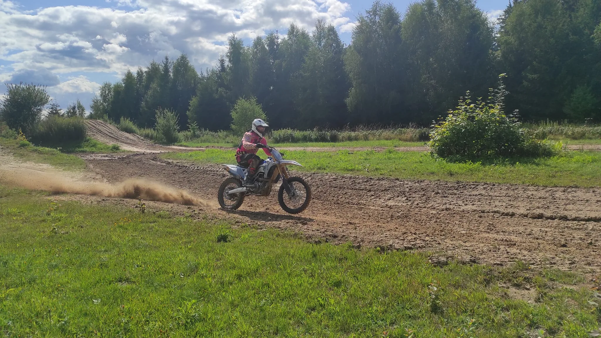 24.07 - 03.08.2023 Obóz rekreacja, survival, motocross w Ogrodnikach