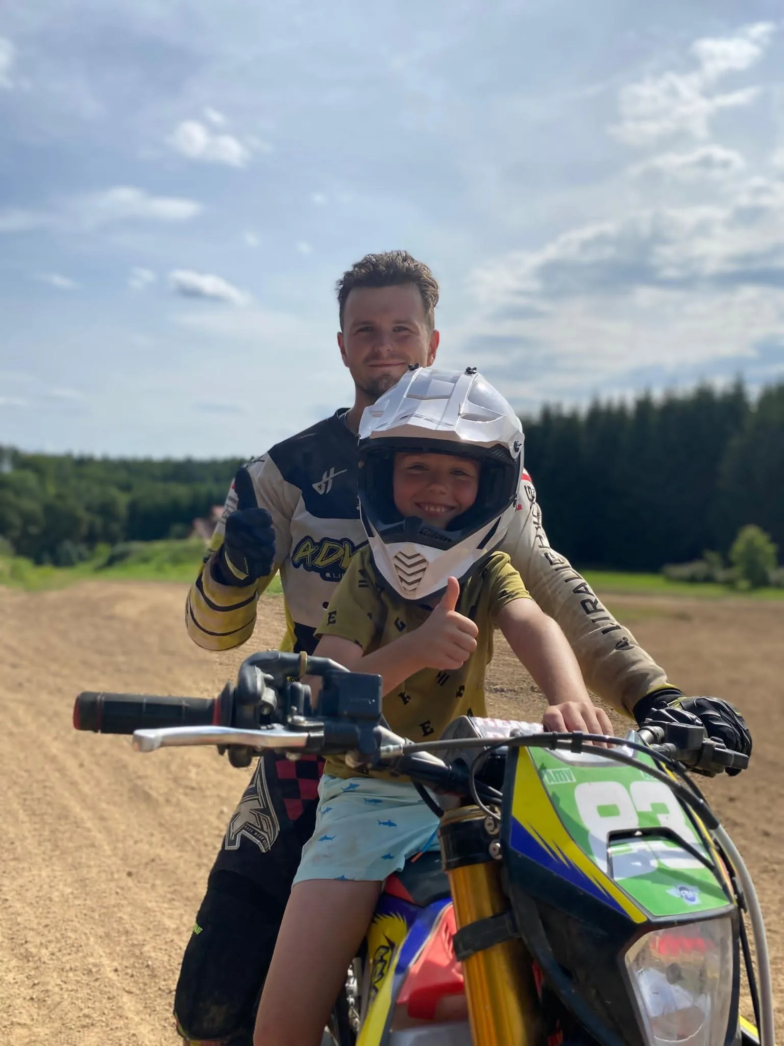 24.07 - 03.08.2023 Obóz rekreacja, survival, motocross w Ogrodnikach