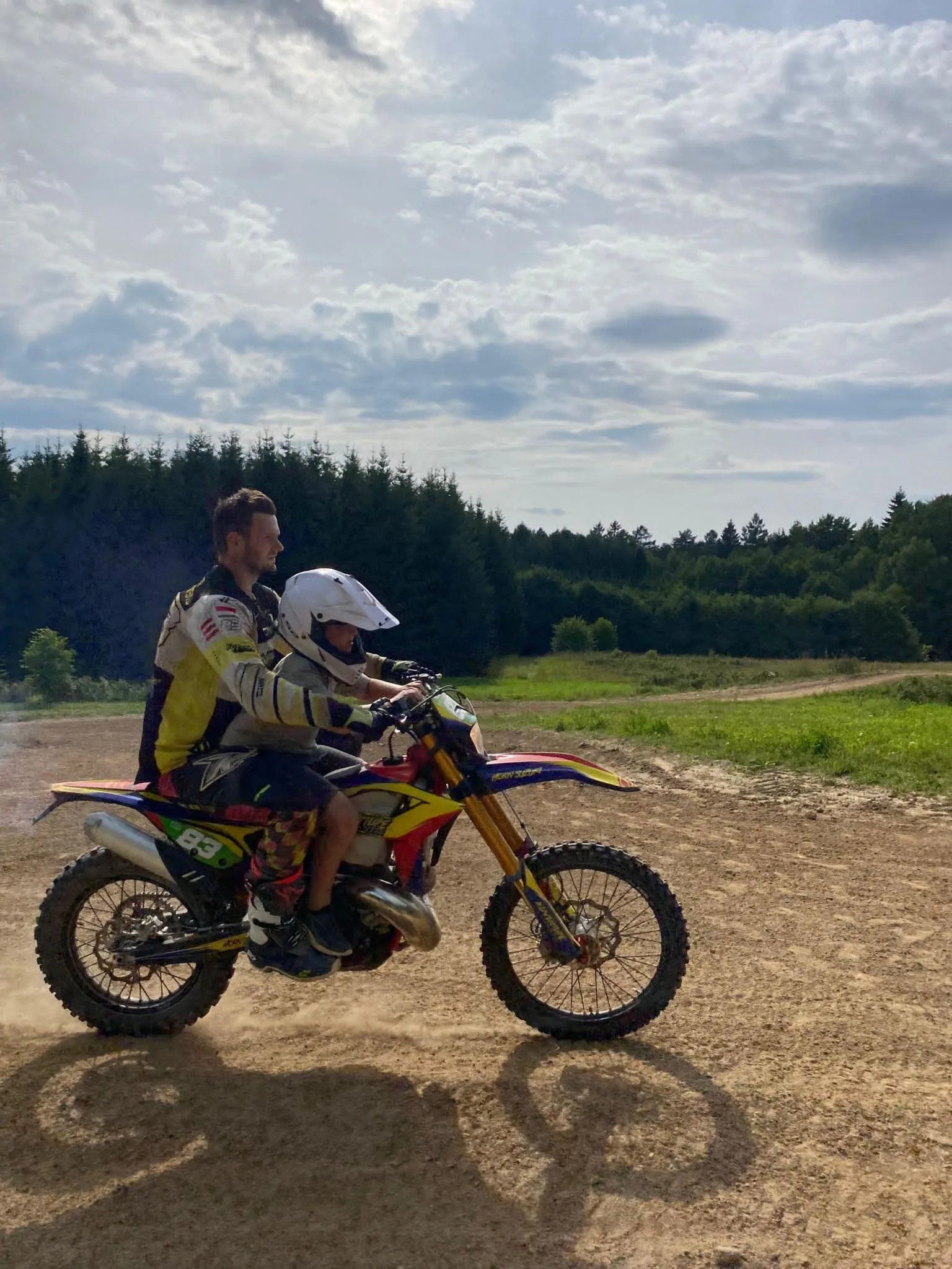 24.07 - 03.08.2023 Obóz rekreacja, survival, motocross w Ogrodnikach