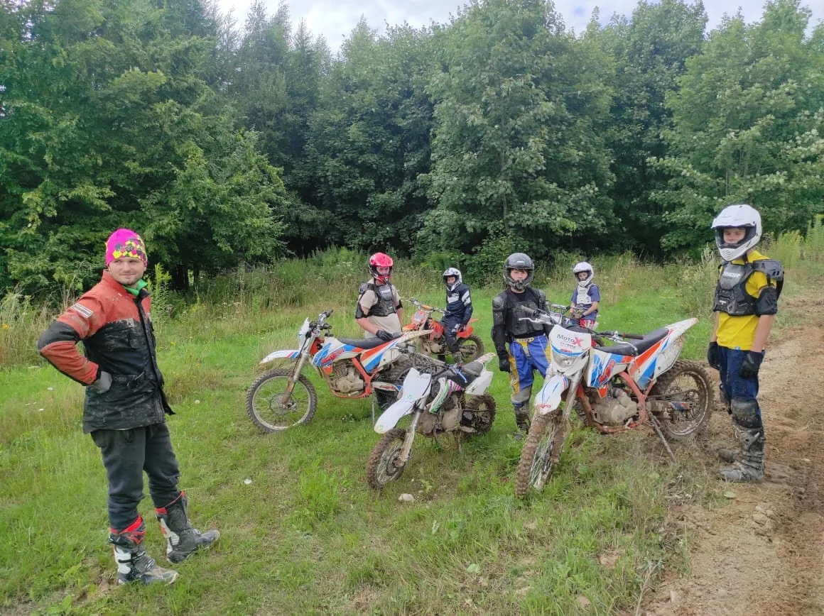 24.07 - 03.08.2023 Obóz rekreacja, survival, motocross w Ogrodnikach