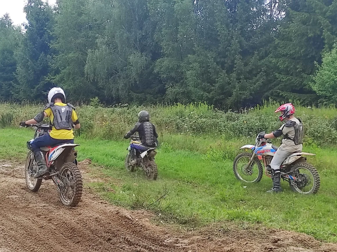 24.07 - 03.08.2023 Obóz rekreacja, survival, motocross w Ogrodnikach