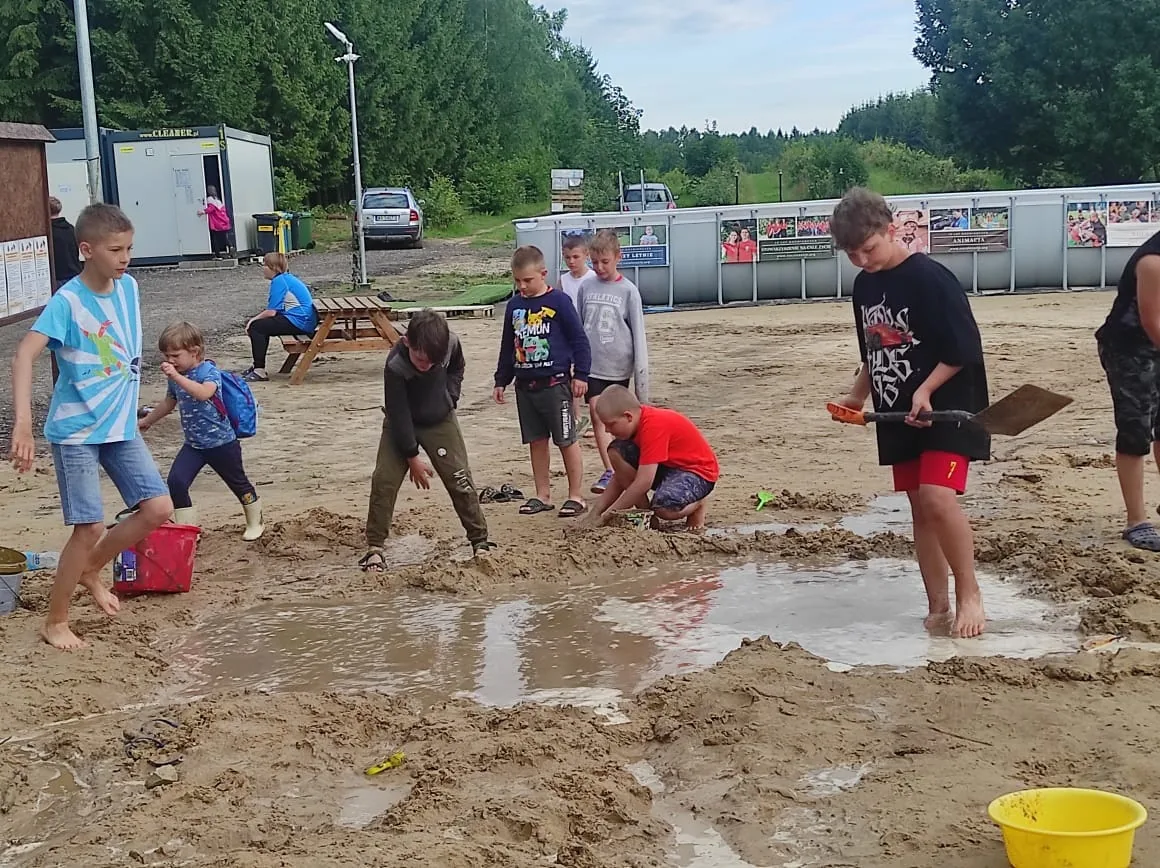 24.07 - 03.08.2023 Obóz rekreacja, survival, motocross w Ogrodnikach