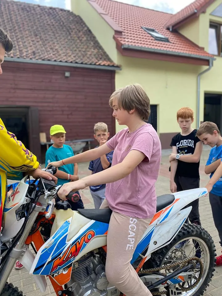 03.08 - 13.08.2023 Obóz rekreacja, survival, motocross w Ogrodnikach