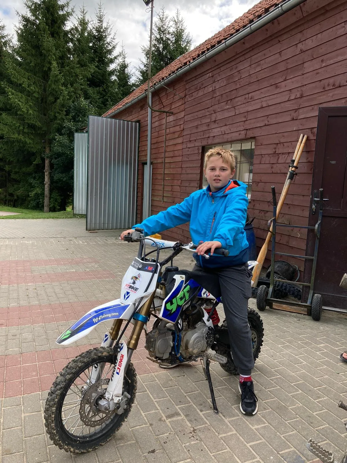 03.08 - 13.08.2023 Obóz rekreacja, survival, motocross w Ogrodnikach