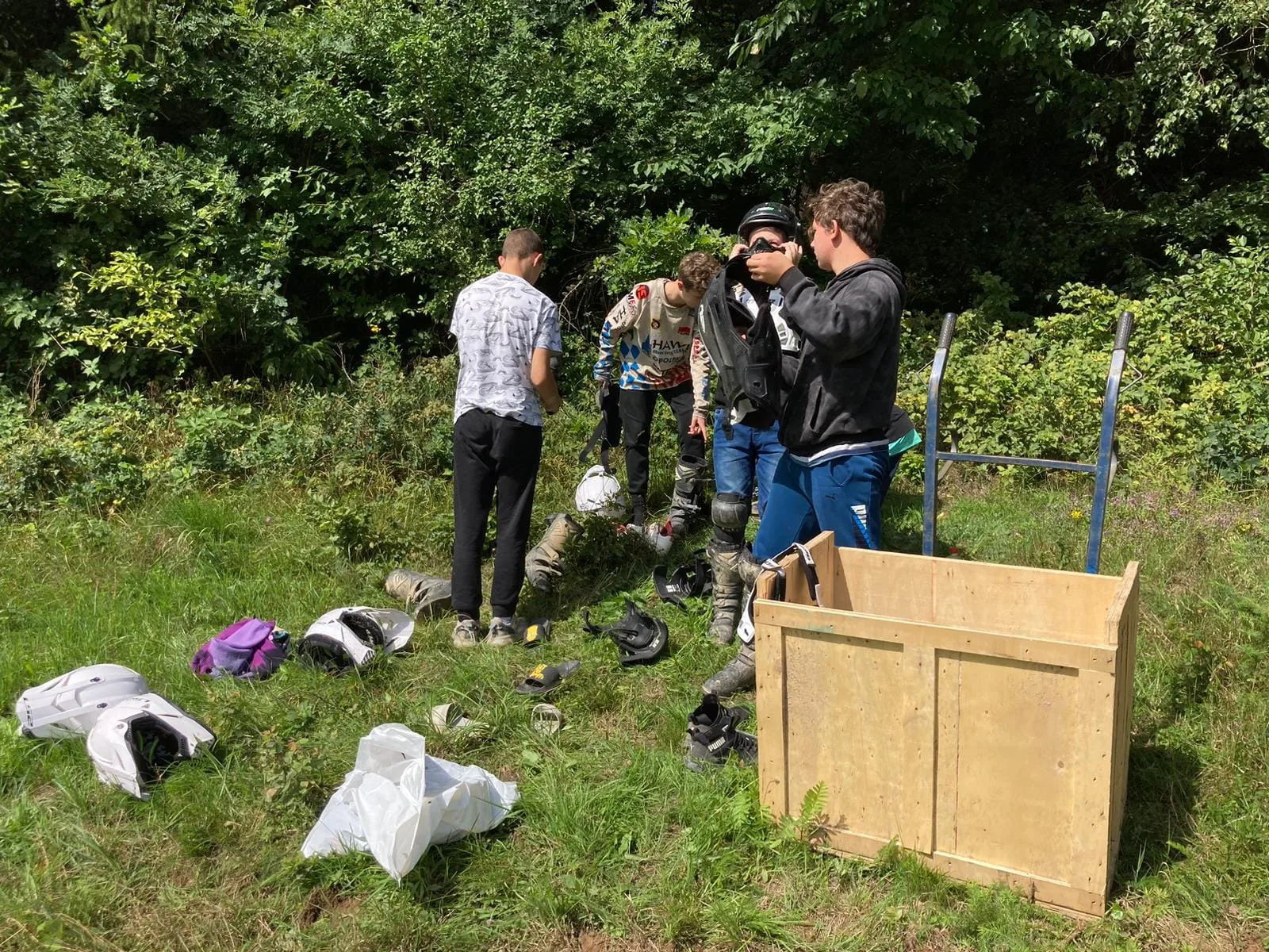 03.08 - 13.08.2023 Obóz rekreacja, survival, motocross w Ogrodnikach