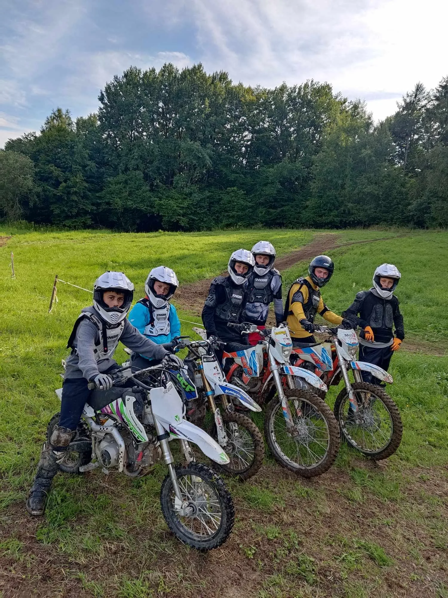 03.08 - 13.08.2023 Obóz rekreacja, survival, motocross w Ogrodnikach