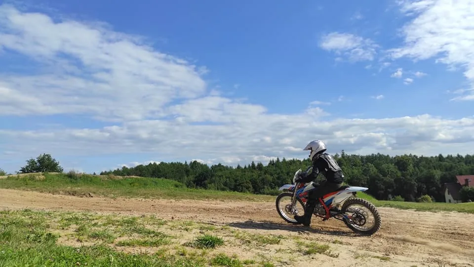 03.08 - 13.08.2023 Obóz rekreacja, survival, motocross w Ogrodnikach