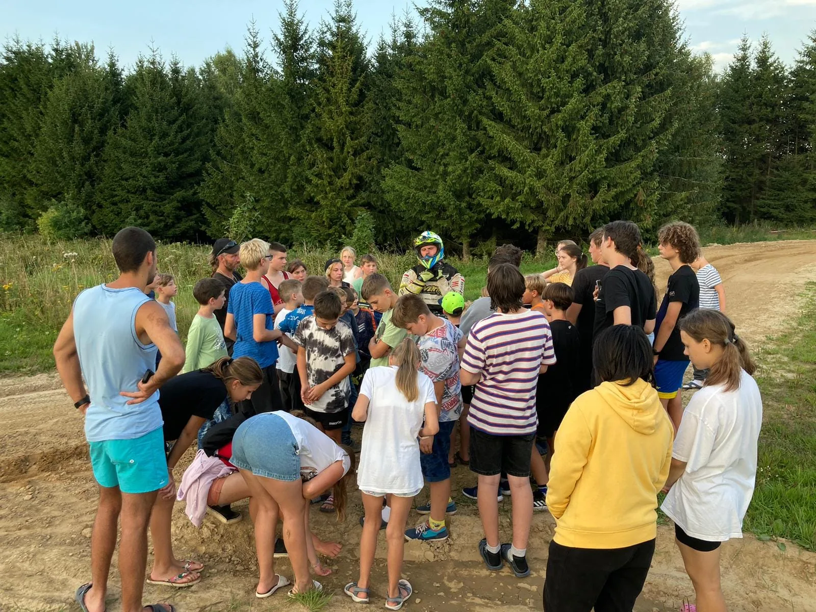 13.08 - 23.08.2023 Obóz rekreacja, survival, motocross w Ogrodnikach