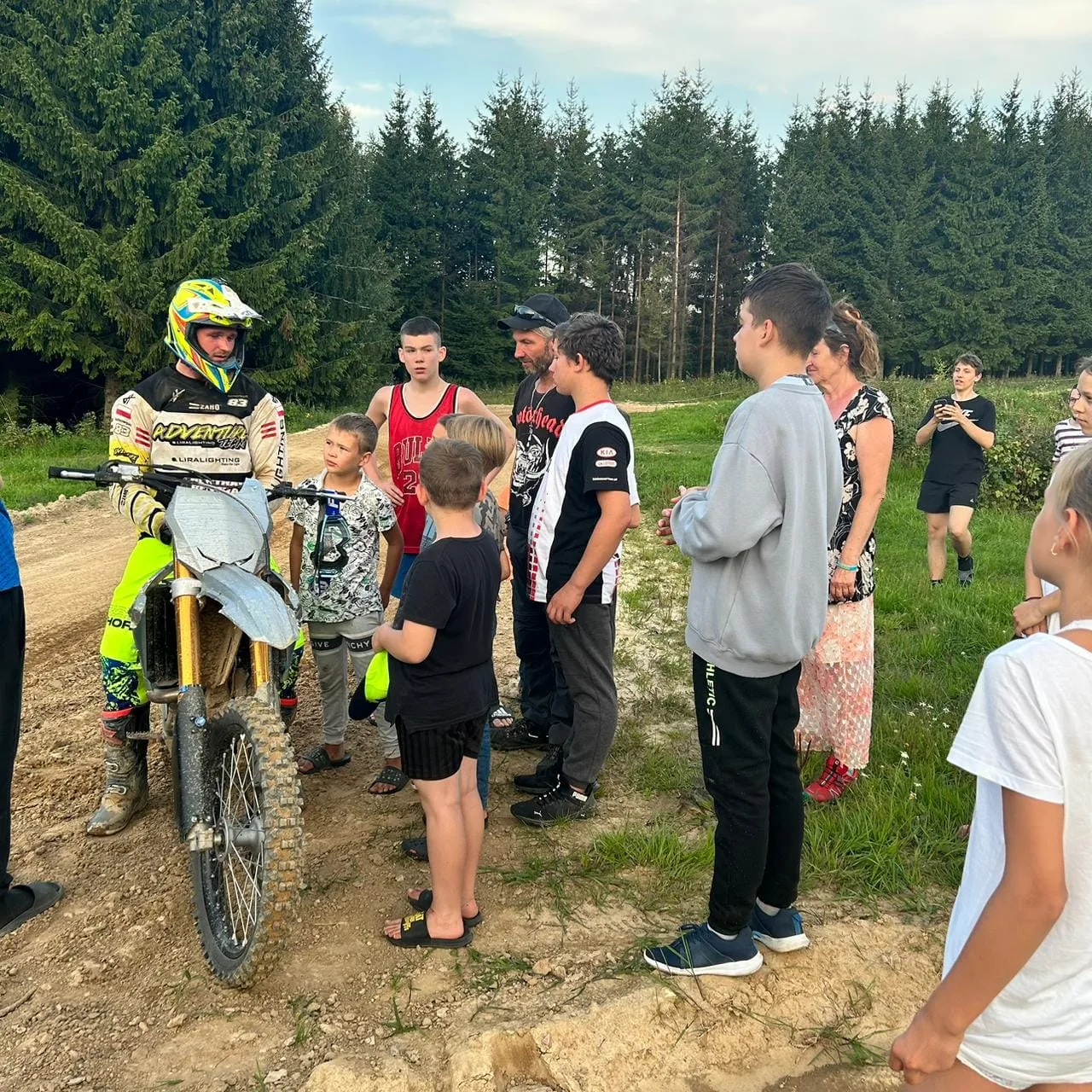 13.08 - 23.08.2023 Obóz rekreacja, survival, motocross w Ogrodnikach