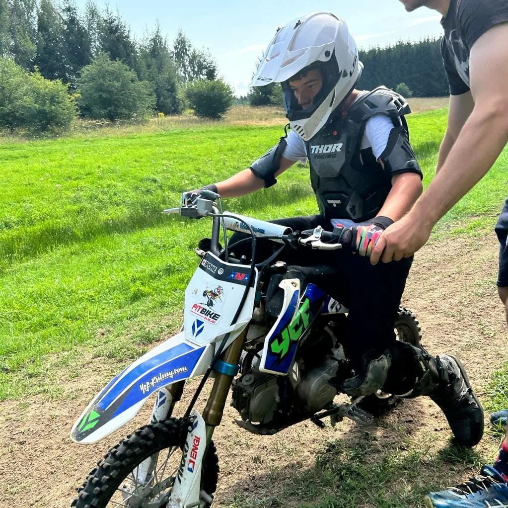 13.08 - 23.08.2023 Obóz rekreacja, survival, motocross w Ogrodnikach