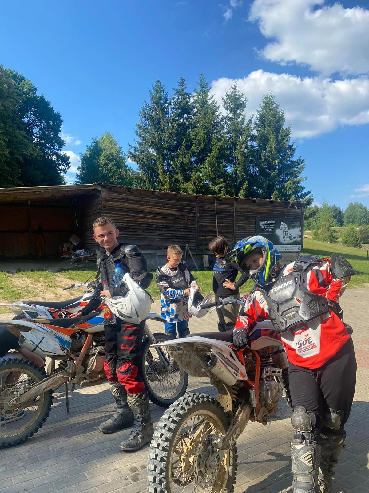 22.06 - 02.07.2024 Obóz rekreacja, survival, motocross w Ogrodnikach