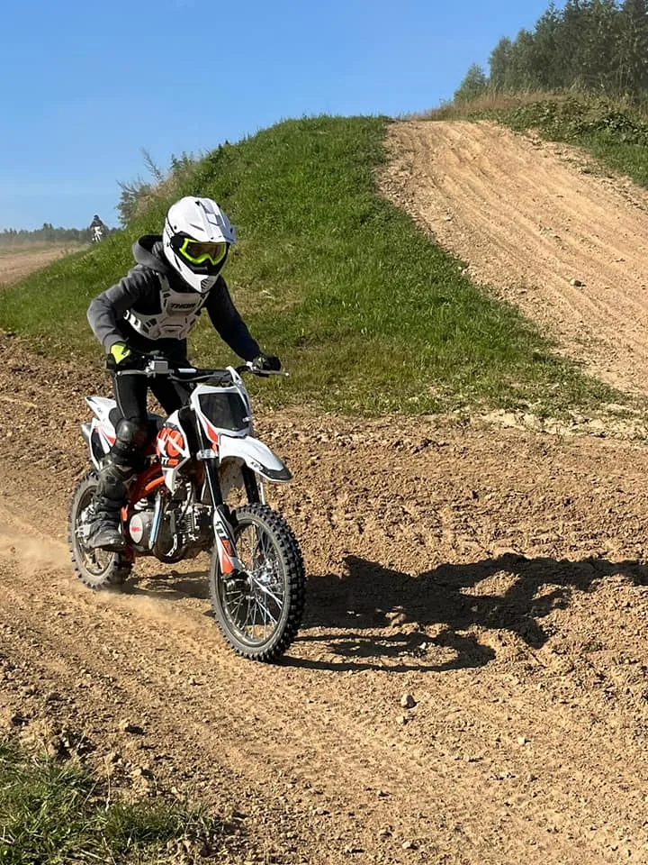 12.07 - 22.07.2024 Obóz rekreacja, survival, motocross w Ogrodnikach