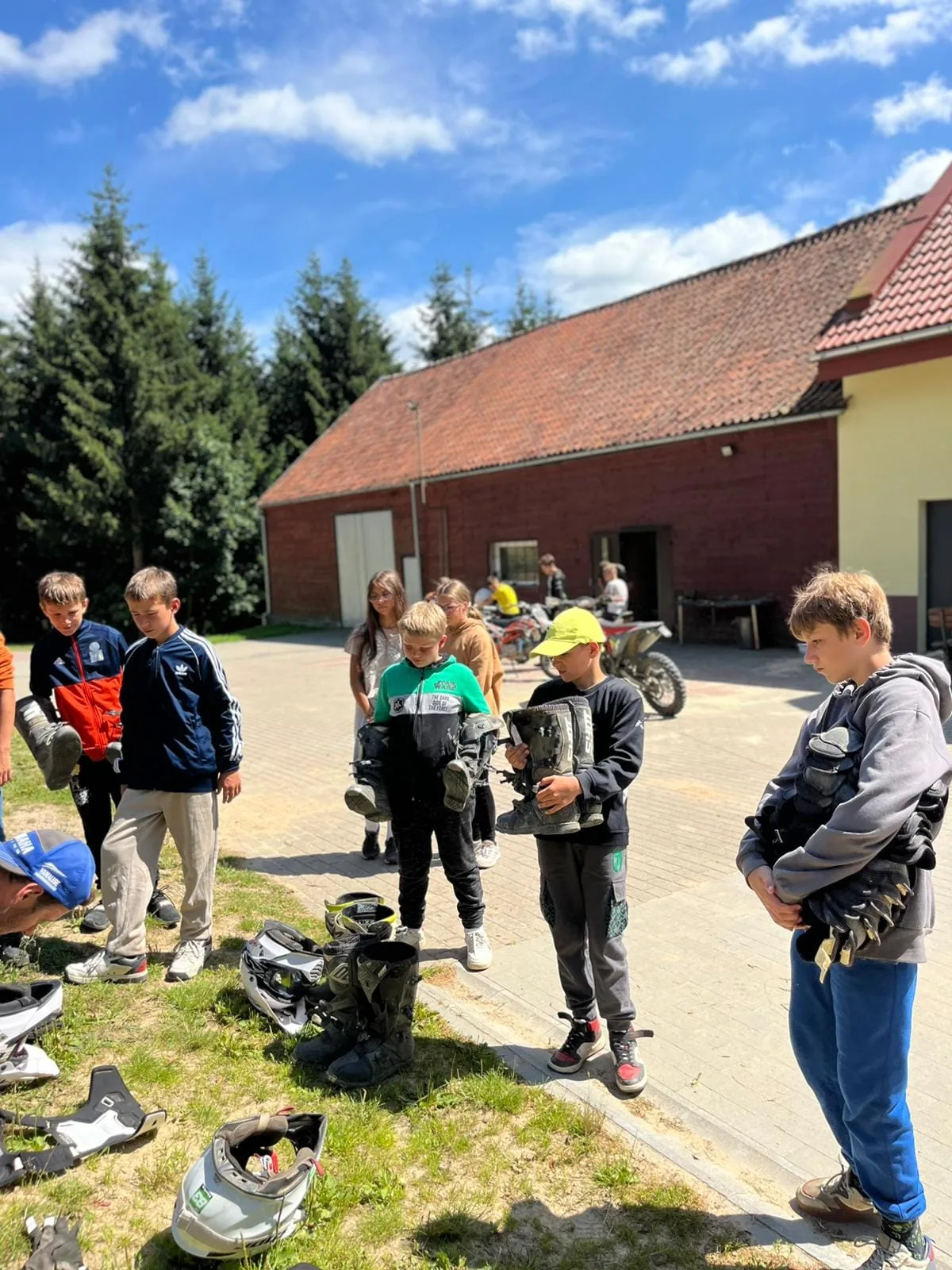 12.07 - 22.07.2024 Obóz rekreacja, survival, motocross w Ogrodnikach