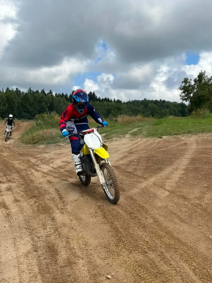 22.07 - 01.08.2024 Obóz rekreacja, survival, motocross w Ogrodnikach